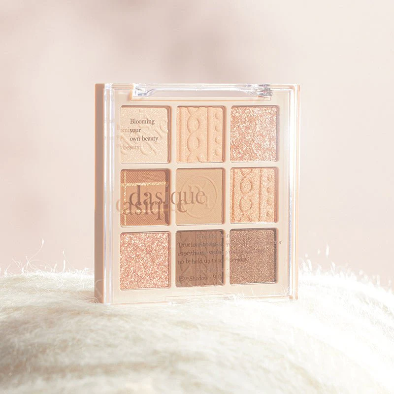 Eyeshadow Palette - 15 Beige Knit - Image 6