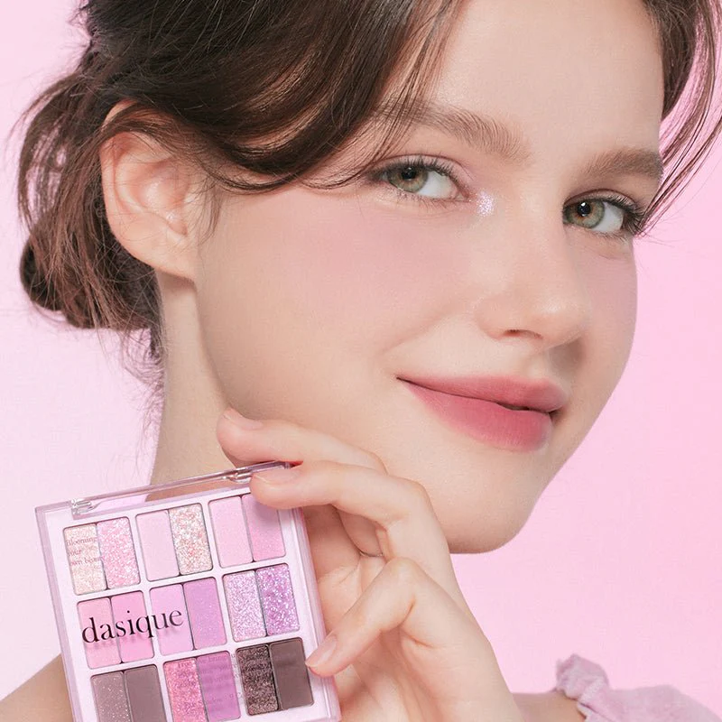 Eyeshadow Palette - 18 Berry Smoothie - Image 4